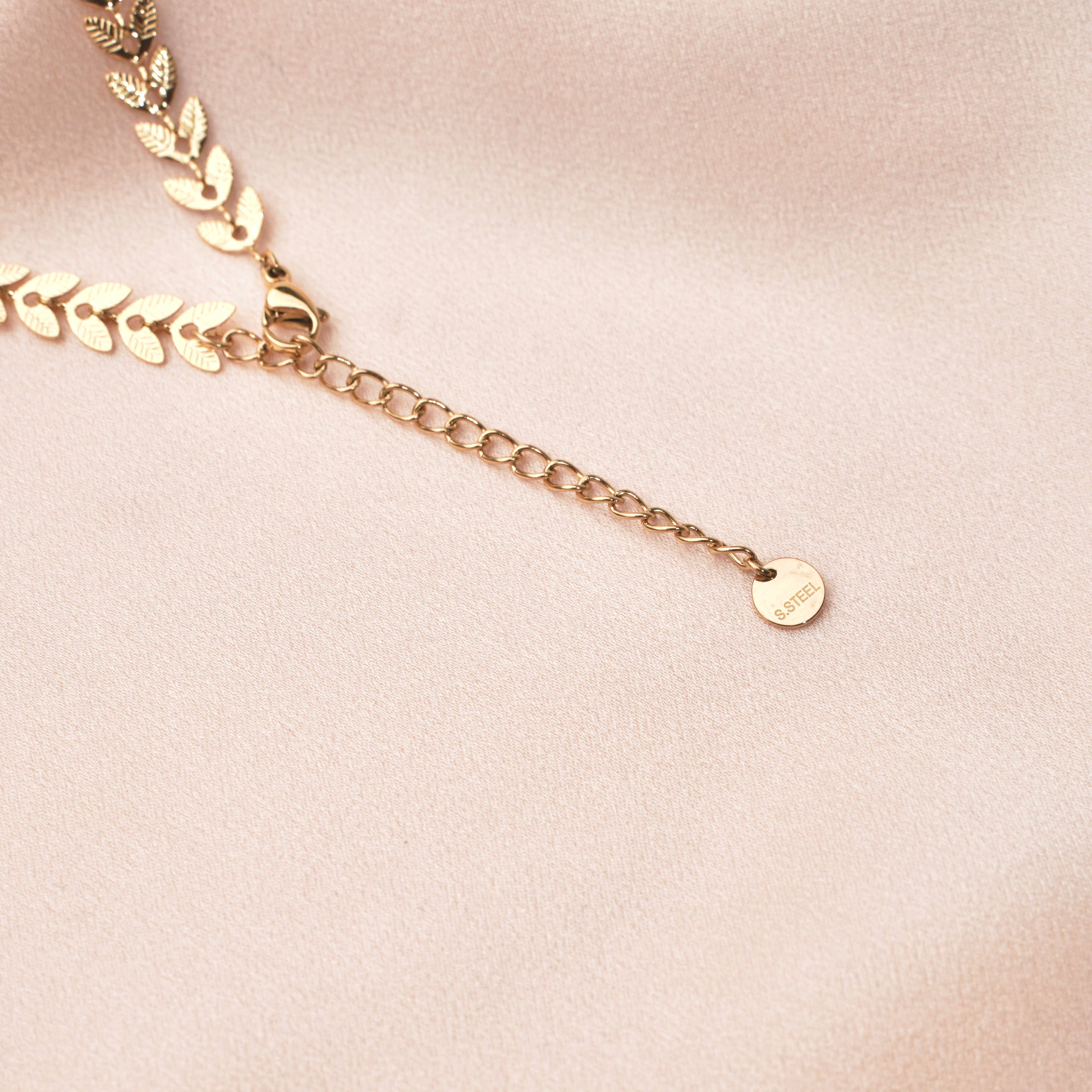 Collar Espiga. Choker en acero inoxidable