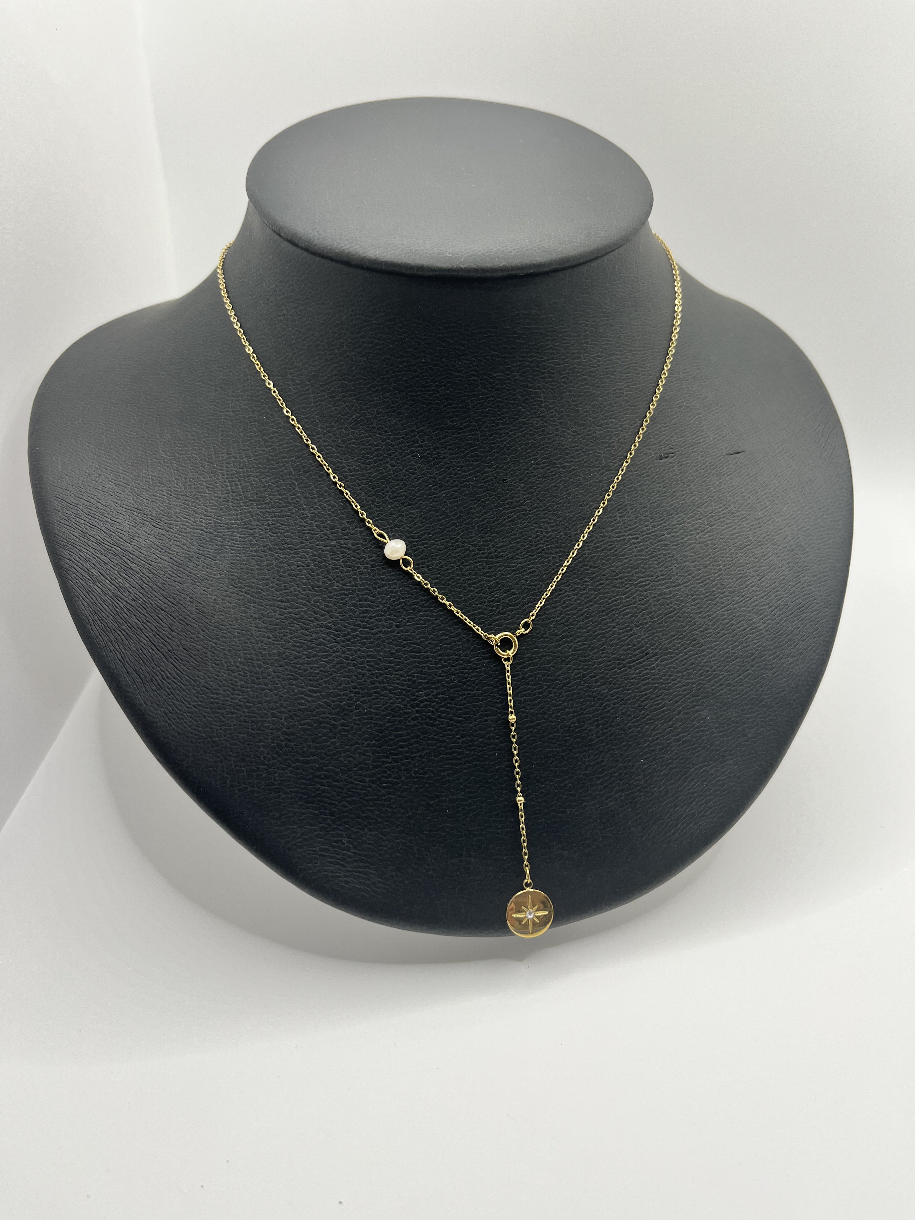 Collar Estrella. Acero inoxidable y perla