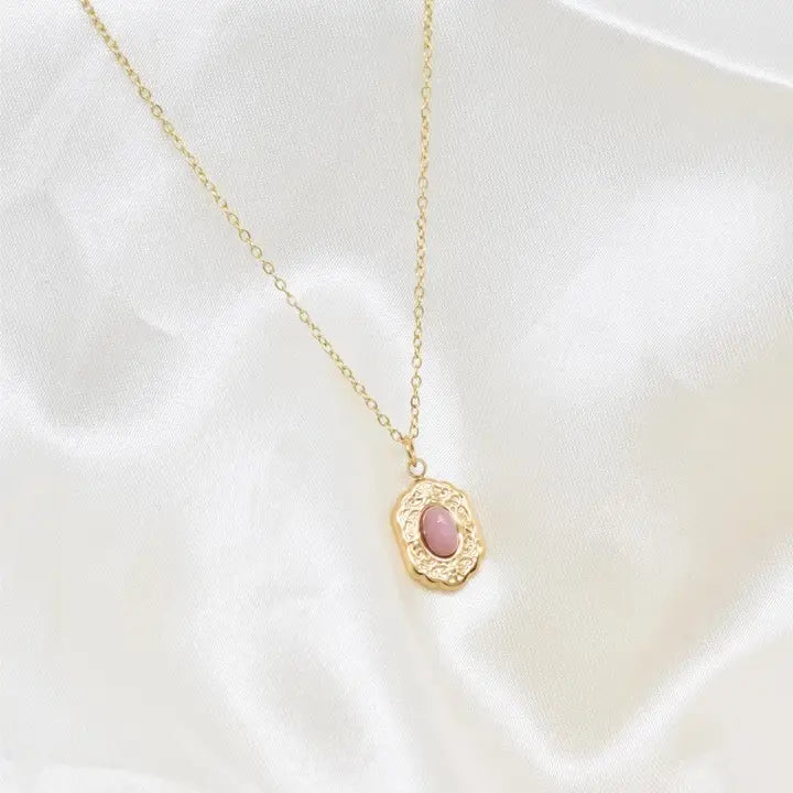 Collar Victoria. Acero inoxidable y piedra