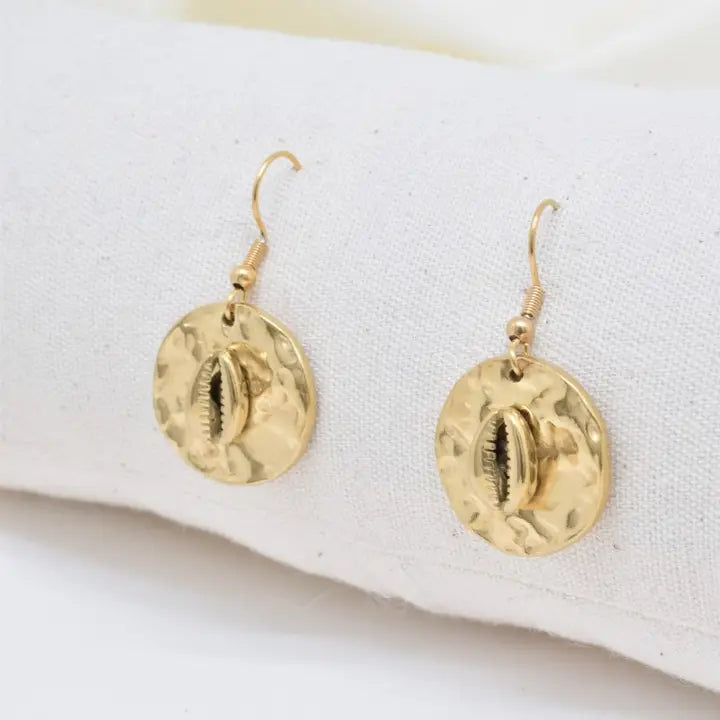 Pendientes Concha. Acero inoxidable dorado