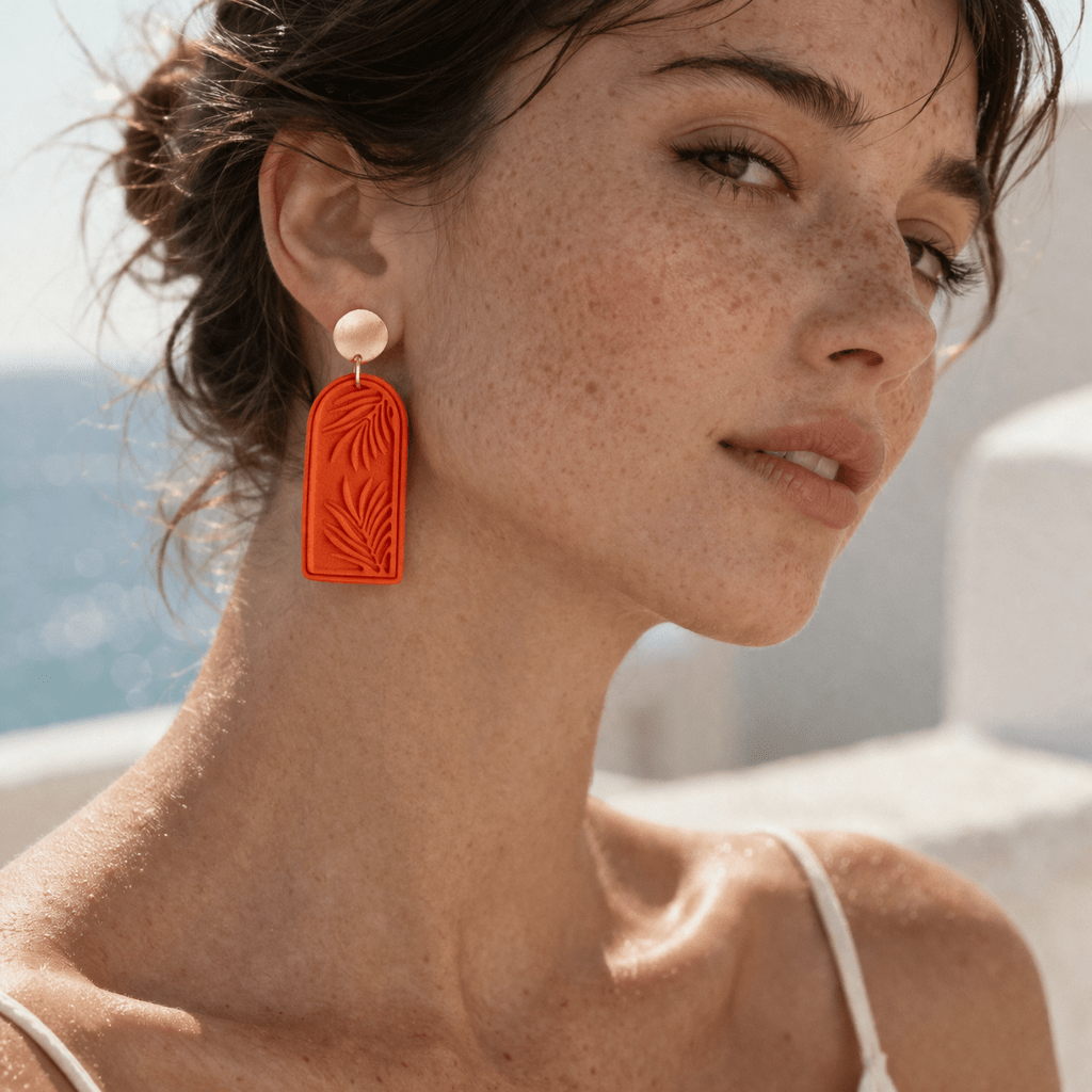 Pendientes Ria. Arcilla polimérica y acero inoxidable chapado en oro de 18K