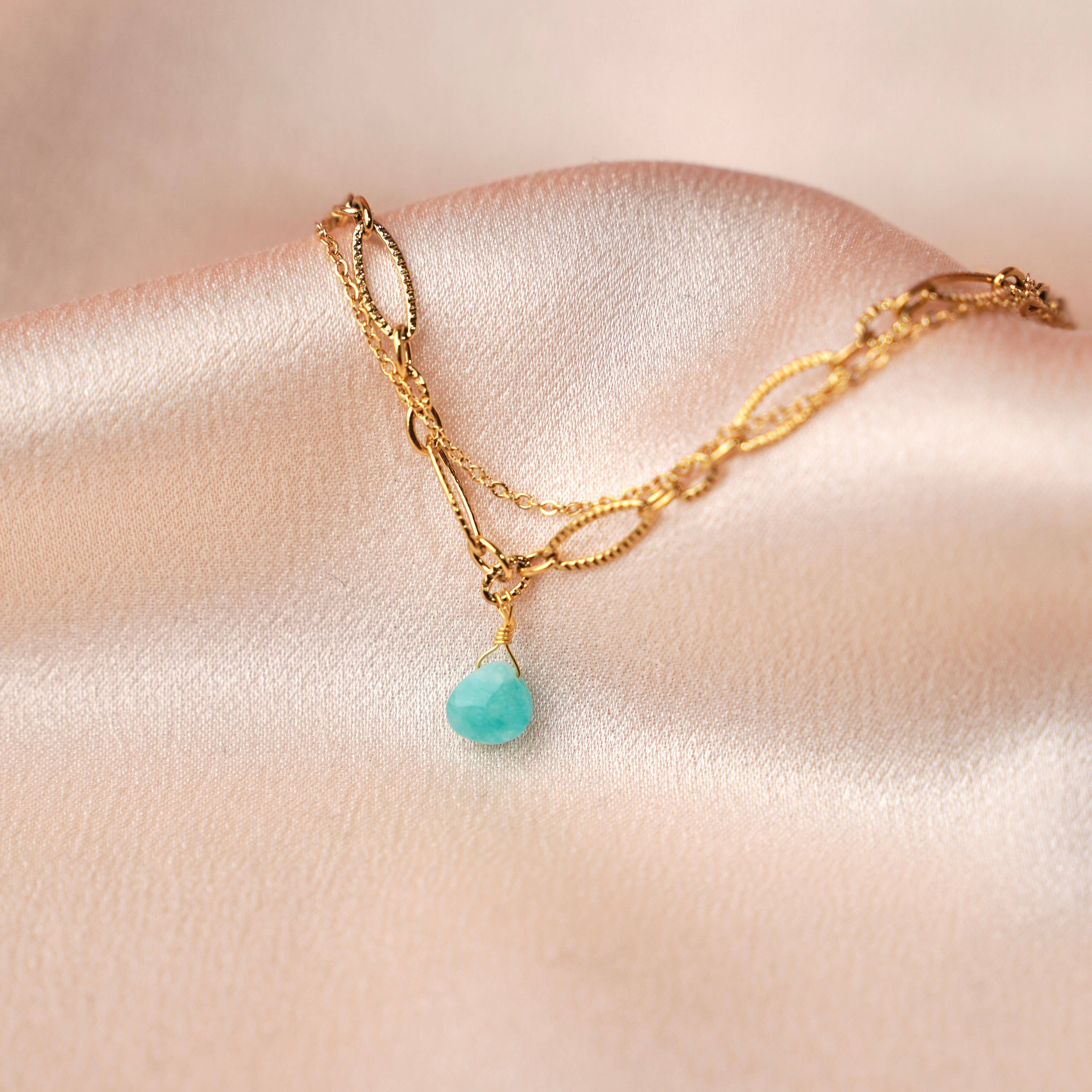 Pulsera Cielo. Acero inoxidable con amazonita