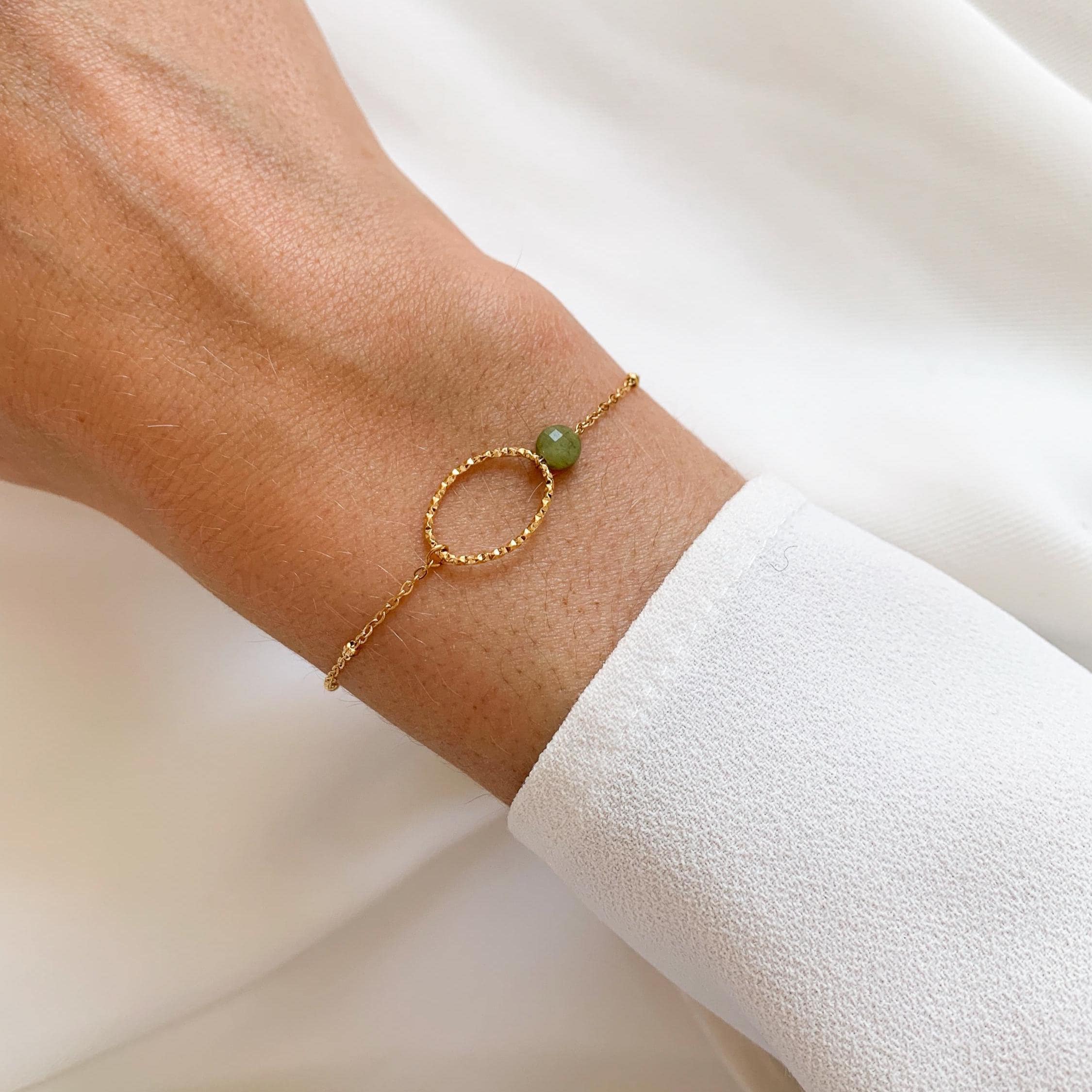 Pulsera Serpentina. Acero inoxidable con piedra natural verde serpentina